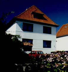 Strassenansicht des Hauses